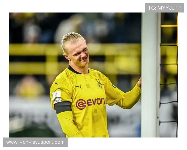 多特蒙德站位变化非常灵活